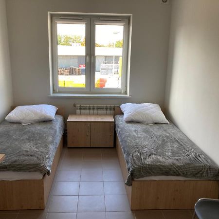 Hostel Przy Stadionie Явожно Экстерьер фото