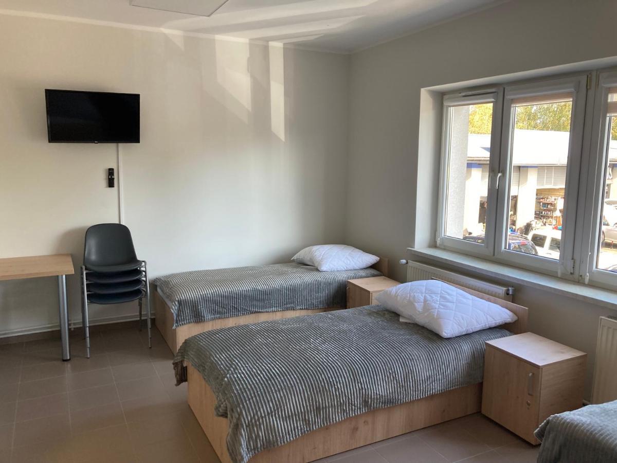 Hostel Przy Stadionie Явожно Экстерьер фото